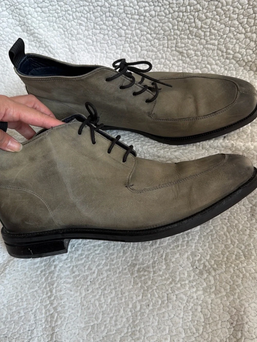 Cole Haan Men's Chukka Boots in Olive Green/gray with Black Laces